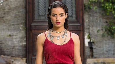 بالصور| ريهام أيمن تعتمد الـهافان في أحدث ظهور عبر 