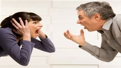 جرائم بشعة بين الأزواج.. يقطع أذن زوجته وسيدة تقتل زوجها بـ١٣ قرص فياجرا