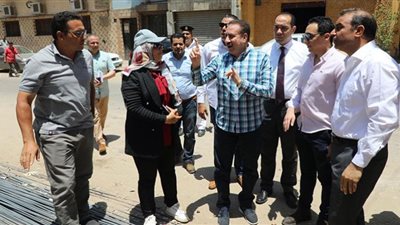 محافظ المنوفية يشهد الإزالة الفورية لمبنى مخالف بحي غرب شبين الكوم