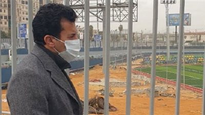 وزير الرياضة يتفقد فرع نادى النادي بشيراتون