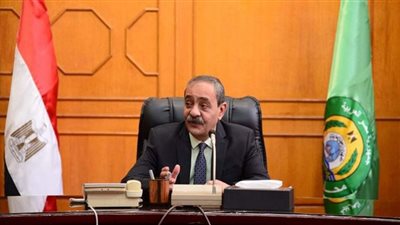 محافظ الإسماعيلية يتابع آخر الاستعدادات قبل بدء ماراثون الثانوية العامة