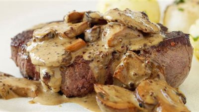 زي المطاعم.. طريقة عمل ستيك بالمشروم والكريمة