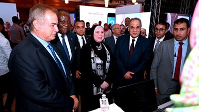 وزيرة التجارة تعلن عن 3 مبادرات جديدة ينفذها اتحاد الصناعات المصرية في التحول الرقمي