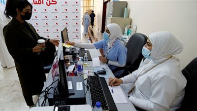 البحرين: لا توجد زيادة في أعداد الحالات بالمستشفى رغم أوميكرون