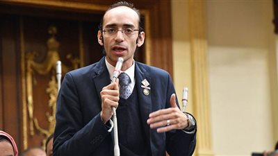 محمد عبدالعزيز 
