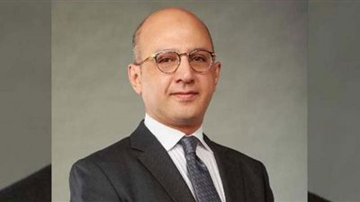 نائب يطالب بسيستم موحد لتنظيم انتظار السيارات في الشوارع