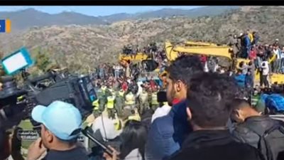 (فيديو) تكبيرات المغاربة في محيط بئر الطفل ريان