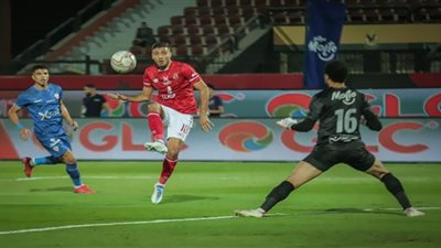 بالأرقام.. الأهلي يسيطر على الشوط الأول أمام الزمالك بالقمة 124