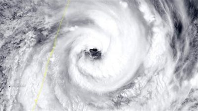الأقوي على الكوكب.. جزيرة مدغشقر تتعرض لإعصار مداري مدمر| حقيقة تأثيره على مصر
