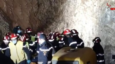 عاجل| سيارة الإسعاف تنقل الطفل ريان إلى مروحية طبية فور خروجه من البئر| بث مباشر