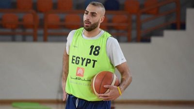 إصابة عمر عزب بكسر في الشظية خلال معسكر منتخب السلة استعدادا لتصفيات أفريقيا