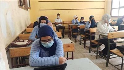 ارتياح في إمتحانات اليوم الأول للثانوية العامة بالمنيا