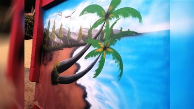 الإنتهاء من دهان وتجميل سور محلية الكولة بأخميم