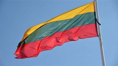 ليتوانيا تحظر عبور بعض البضائع إلى روسيا