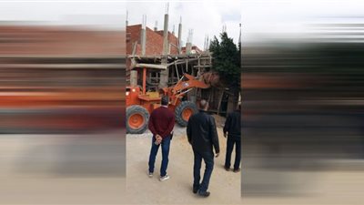جهاز العاشر من رمضان يكثف الحملات اليومية لإزالة الإشغالات