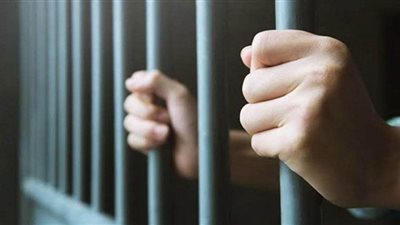 حبس مسجل خطر قتل صديقه بسبب خلافات بينهما في مصر الجديدة