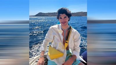 لؤي راغب علامة يثير الجدل بعد ظهوره في عرض أزياء PRADA 2023