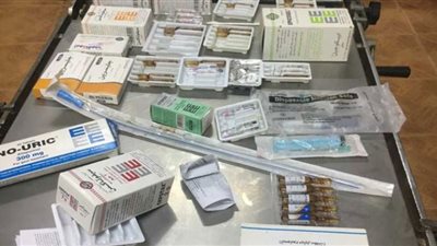 تشميع عيادة بالشرقية تروج أعشاب طبية غير مصرح بها