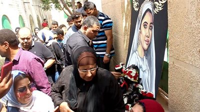 وفد جامعة المنصورة يتقدم بواجب العزاء لأسرة نيرة أشرف