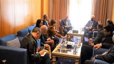 محافظ جنوب سيناء يلتقي لجنة وزارتي التخطيط والتنمية الاقتصادية والخارجية