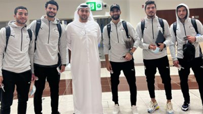 لاعبو الأهلي الدوليون يصلون مطار دبي