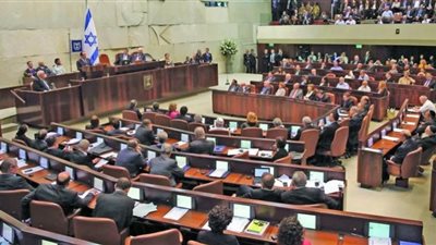 الكنيست الإسرائيلي يصوت على حل نفسه في خطوة أولية نحو إجراء انتخابات مبكرة