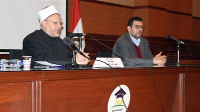 الفتوى في زمن النوازل| شوقى علام: الشريعة جاءت لجلب مصالح الخلق ودفع المفاسد عنهم