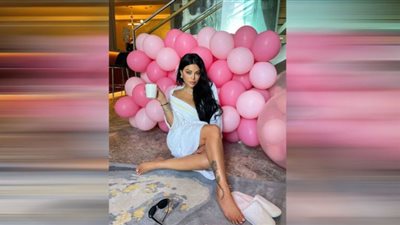 هيفاء وهبي تهوس متابعيها بفستان جريء داخل مطبخها (صور)