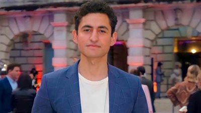 أمير المصري يجسد شخصية محمد الفايد بالجزء الخامس من The Crown