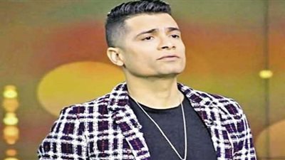 بعد غياب 9 شهور..حسن شاكوش باكيًا للجمهور: كنت بنام ودمعتي على خدي