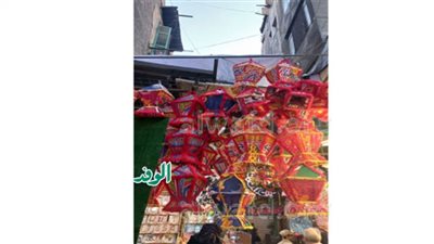 زينة رمضان تزين درب البرابرة والأسعار تبدأ من 20 جنيها