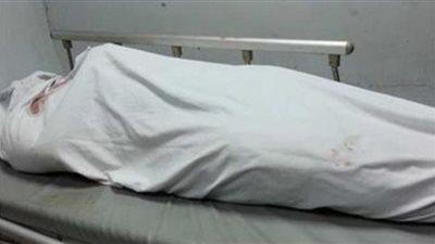 رعة مخدرات زائدة.. كشف لغز العثور على جثة شاب داخل منزل مهجور ببني سويف