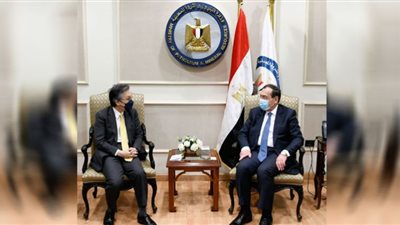 مباحثات مصرية يابانية في مجالات البترول والغاز والطاقة