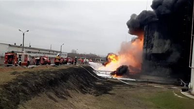 هجوم طائرة انتحارية أوكرانية على مصفاة روسية