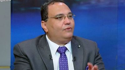 (فيديو) استشاري نفسي: طول ما في طماع موجود نصاب