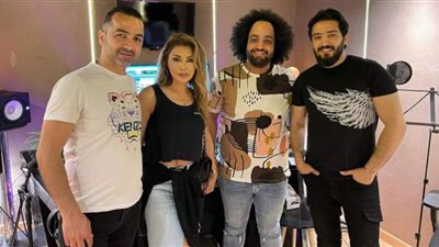 الملحن أحمد زعيم مع نوال الزغبي في أغنية صيفية جديدة.. تفاصيل