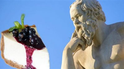 أطعمة تاريخية لا تزال تؤكل الآن.. أبرزها التشيزكيك