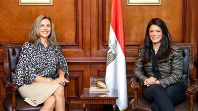 المشاط تلتقي رئيس أمازون ويب سيرفيزس لبحث مجالات التعاون المشترك