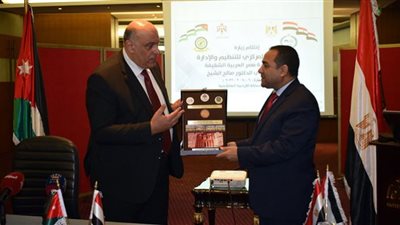 نائب رئيس الوزراء الأردني يستقبل رئيس التنظيم والإدارة