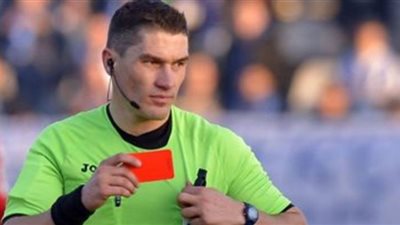 صاحب واقعة مثيرة.. قصة ستيفان كوفاكس حكم مباراة الأهلي وبيراميدز