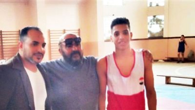 ابن فارسكور محمد إكرامي طلبة يفوز ببطولة الجمهورية لألعاب المصارعة الروماني