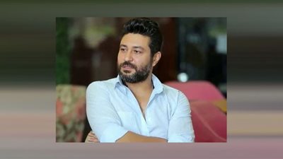 محمد عز يعلن سرقة صفحته على الفيسبوك