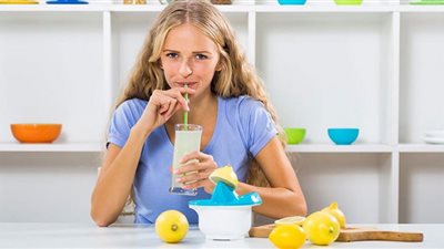 يحمي من حصوات الكلى.. 5 فوائد صحية لشُرب عصير الليمون