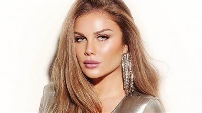 نيكول سابا تميل للاحتشام وتدخن على غرار غادة عبدالرازق (صور)