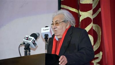 عرض فيلم تسجيلي لفاروق فلوكس خلال احتفالية تكريمه