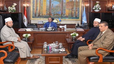 الشريف يعلن تفعيل مبادرة الأزهر الشريف 