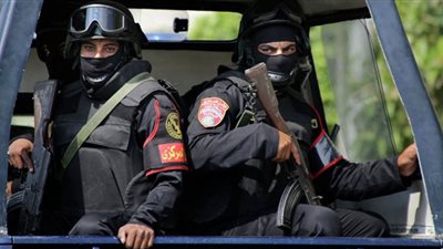 فريق بحث لكشف غموض واقعة العثور علي جثة رجل وزوجته في حالة تعفن بالإسماعيلية