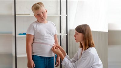 دراسة صادمة تحذر: السمنة قد تقلل من هرمون الذكورة لدى هؤلاء الأشخاص