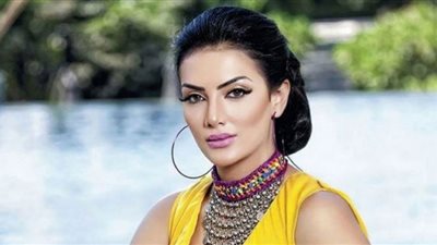 حورية فرغلي: قدمي أصيبت بـ «خُراج» نتيجة الحسد.. وهذه حقيقة زواجي (فيديو)
