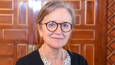 رئيسة الحكومة التونسية تفتتح المعرض الوطني للتكوين المهني